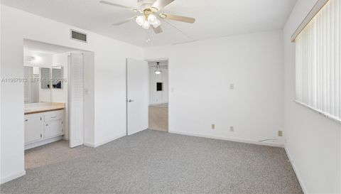 7887 Golf Cir Dr
