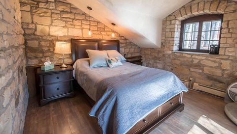 801 Pine Cone Trail N