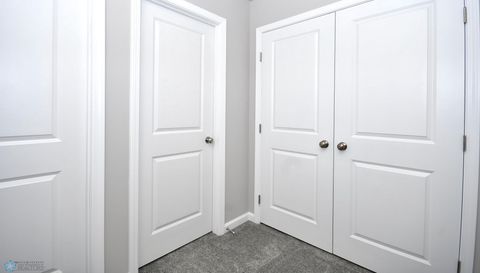 2387 Eagle Valley Drive S