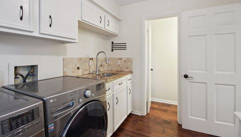 2406 Silver Falls Dr