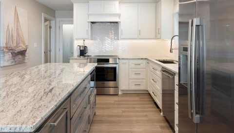 1725 White Cloud Drive N