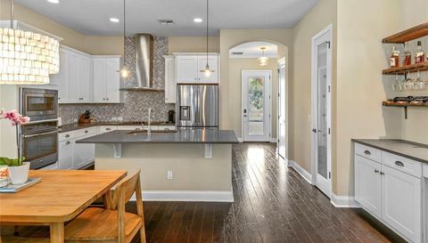 8839 LAUREATE BOULEVARD