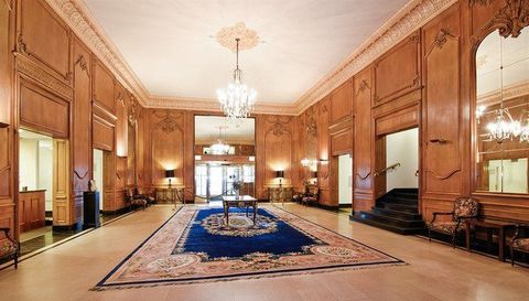 5555 N Sheridan Road