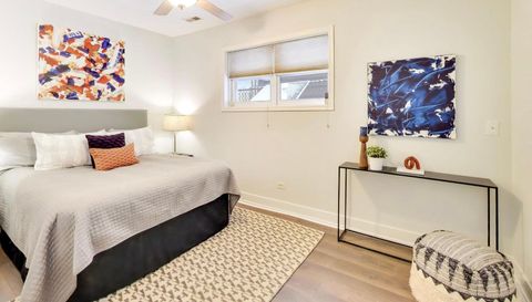 1359 W Hubbard Street