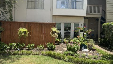 2100 Tanglewilde St Unit 743