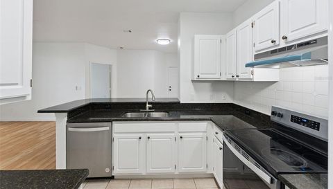 2549 MAITLAND CROSSING WAY