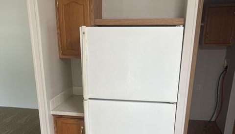 415 Crimson King Cir