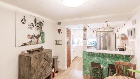 2956 Bird Ave