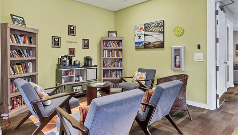 660 CEDARS COURT
