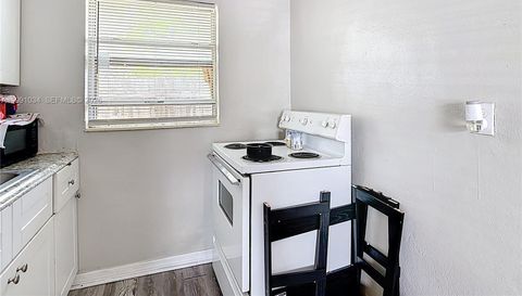 627 Washington Avenue