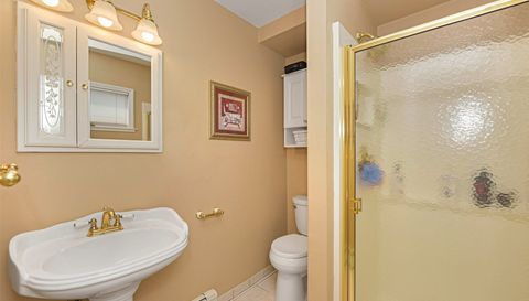 3 Yarmouth Ln