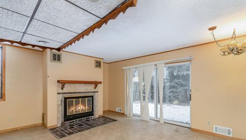 2411 Jansen Avenue