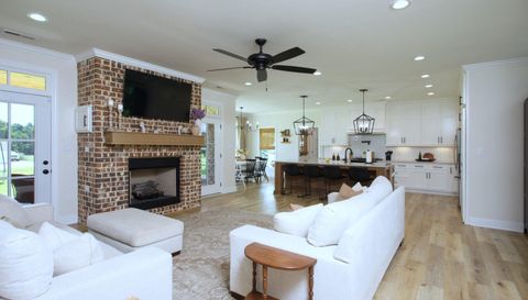 1140 Co Rd 449