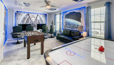 8814 Interlocking Ct