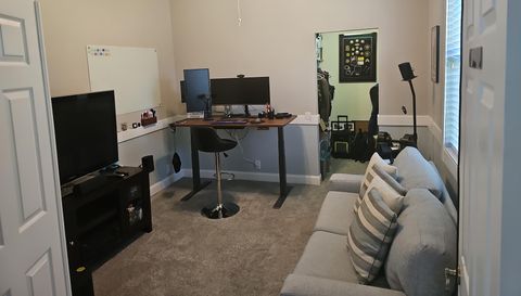 1884 Coconut Palm Cir