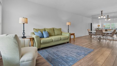 2257 World Pkwy Blvd W