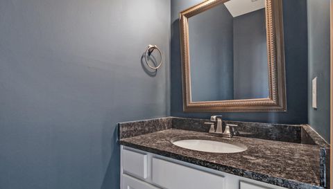 2044 Wooded Mountain Ln