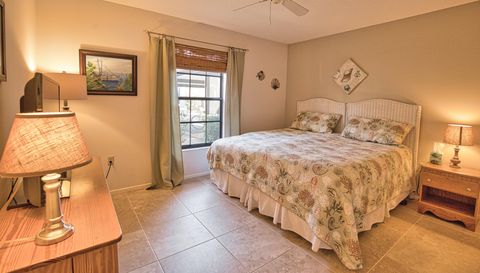 360 Three Lakes Ln UNIT G