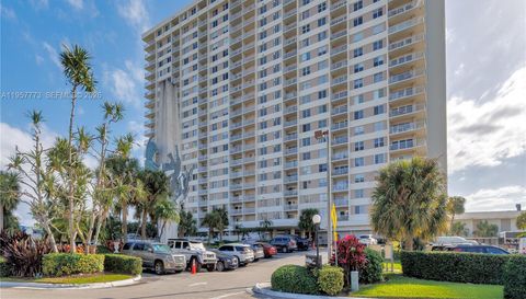 300 Bayview Dr