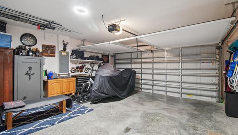 17 Ruth Dr