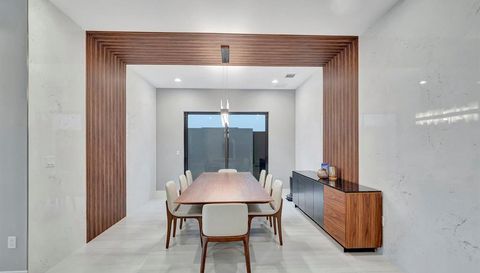 8299 Fishhawk Falls Court