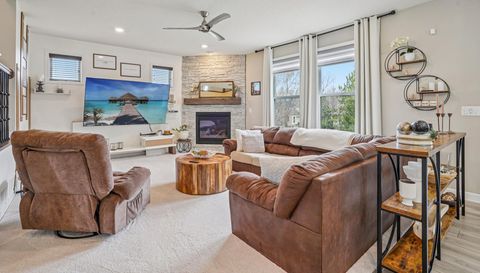 5928 Pinnacle Circle NE