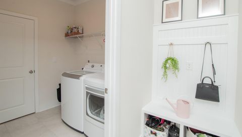 177 Sari St