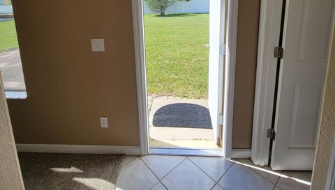 3145 Twisted Oak Loop