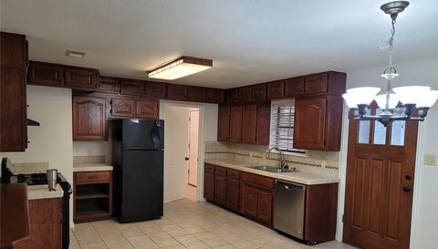 306 E Anderson Ave