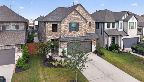 7007 Prairie Heights Dr