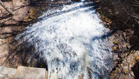 801 Pine Cone Trail N