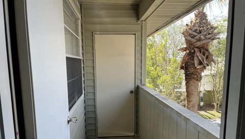 624 Golden Raintree Pl #624