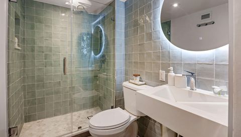 2780 NE 183rd St # 1714 Aventura