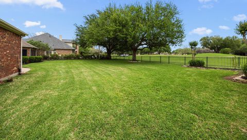 5210 Weston Dr