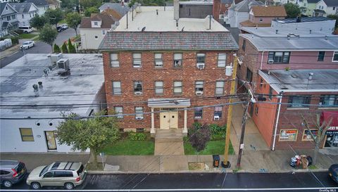 203 Willis Ave