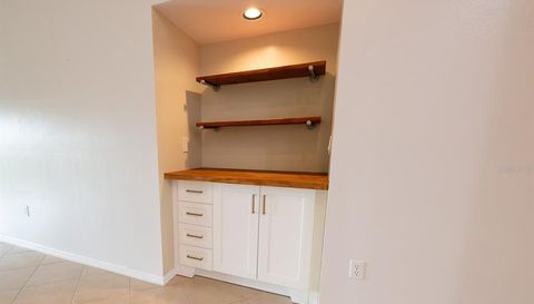 12235 SW KINGSWAY CIRCLE