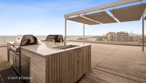 3900 N Lake Shore Drive