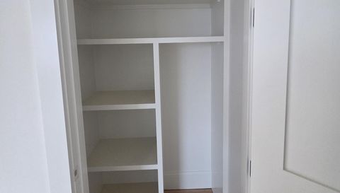 7048 Nichols Cove Dr