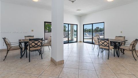 1839 Middle River Dr