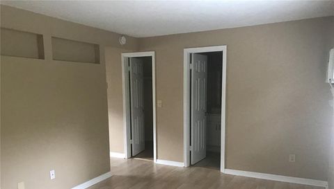 1531 CATHERINE STREET