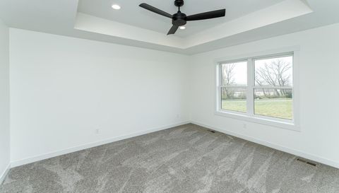 1816 Robinson Lane NE