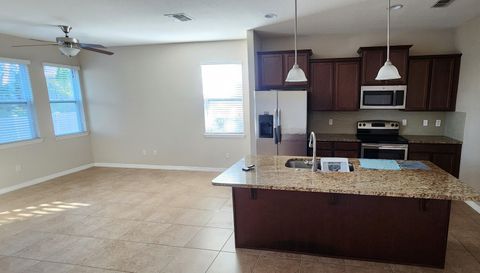 1111 Peterson Pl