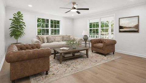 8 Overlook Ct