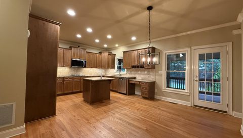 4920 Magnolia Creek Dr