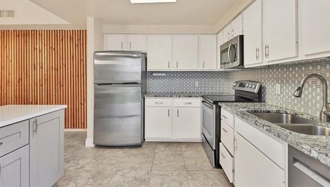 2421 Crispin