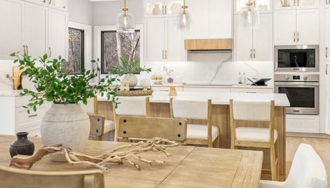 10149 Upper 196th Way W