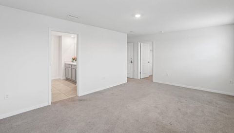 7530 Broad Pointe Dr