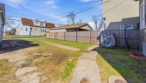 3252 E 136th Street