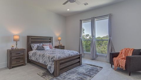 841 Golden Eagle Loop Canyon Lake