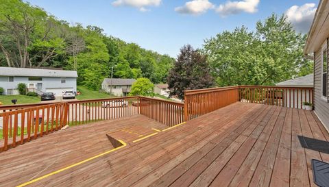 803 Wilkinson Street